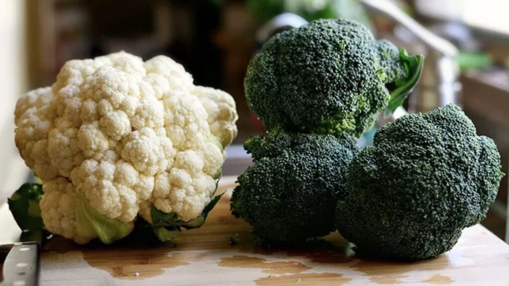 Molti non lo sanno, ma cavolfiore, broccoli e cavolo sono in realtà diverse varietà della stessa pianta